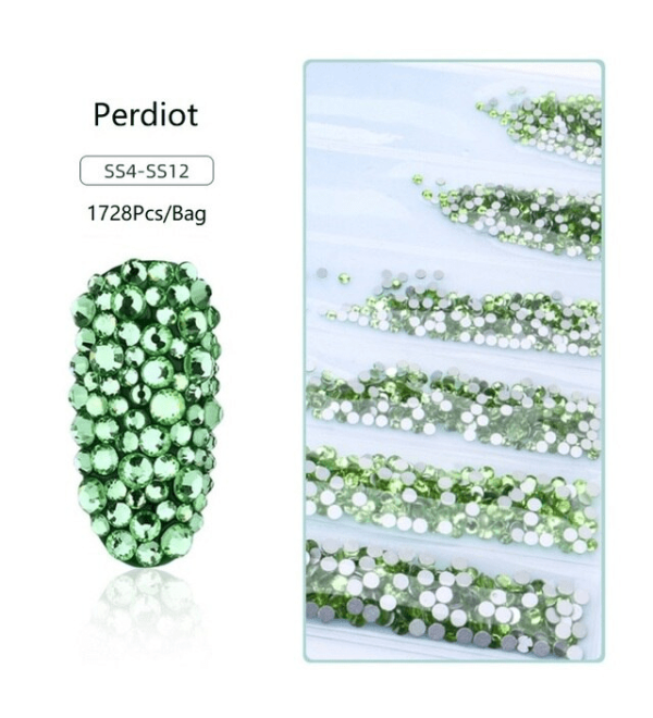 Набор страз для ногтей 